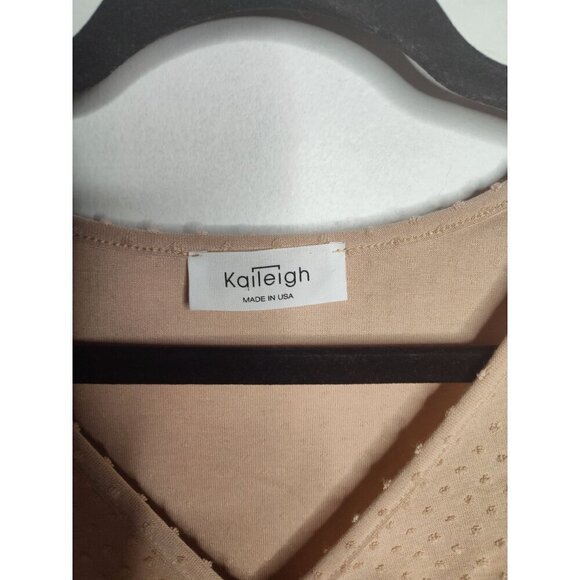 Rouched Swiss Dot Fitted 3/4 sleeve blouse, nude, size XL - Picture 3 of 6